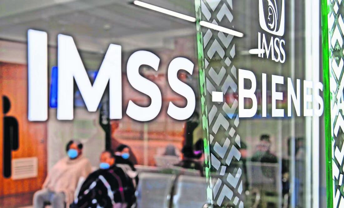 El IMSS Bienestar tiene hasta 6 mil plazas para doctores | Foto: Archivo El Universal