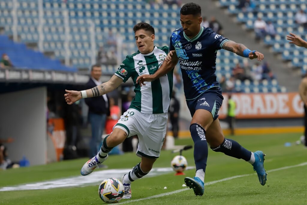 Es importante recordar que durante toda la temporada pasada, el equipo poblano estuvo frecuentemente en la lista de partidos con baja asistencia durante el Clausura 2024. 

Foto: Producción El Universal Puebla