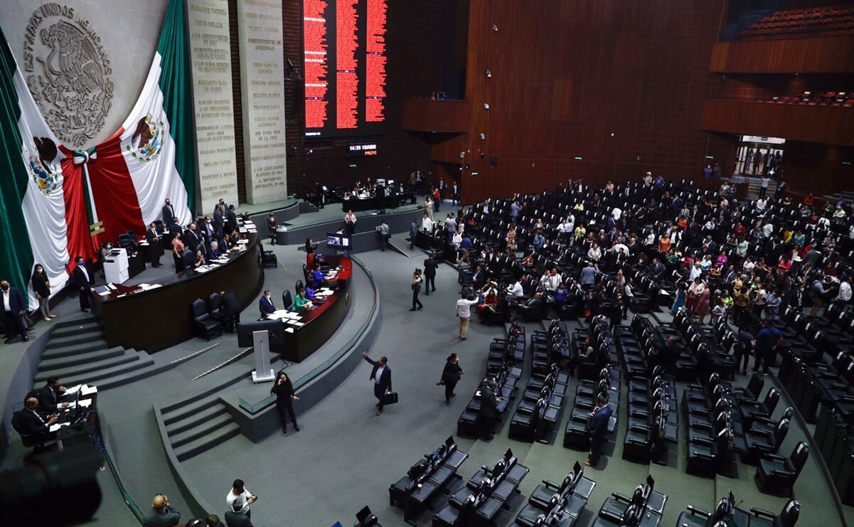 Con la oposición ausente, Morena y aliados avalan en lo general nacionalización del Litio