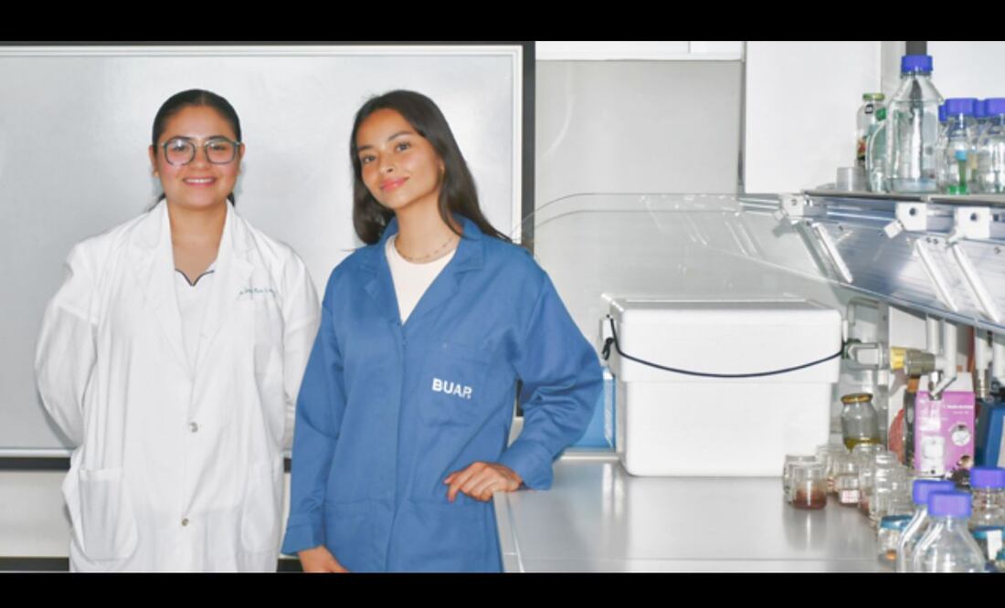 Luisa Renata López Lobato y Alexa Limón Bonilla | Foto: Buap