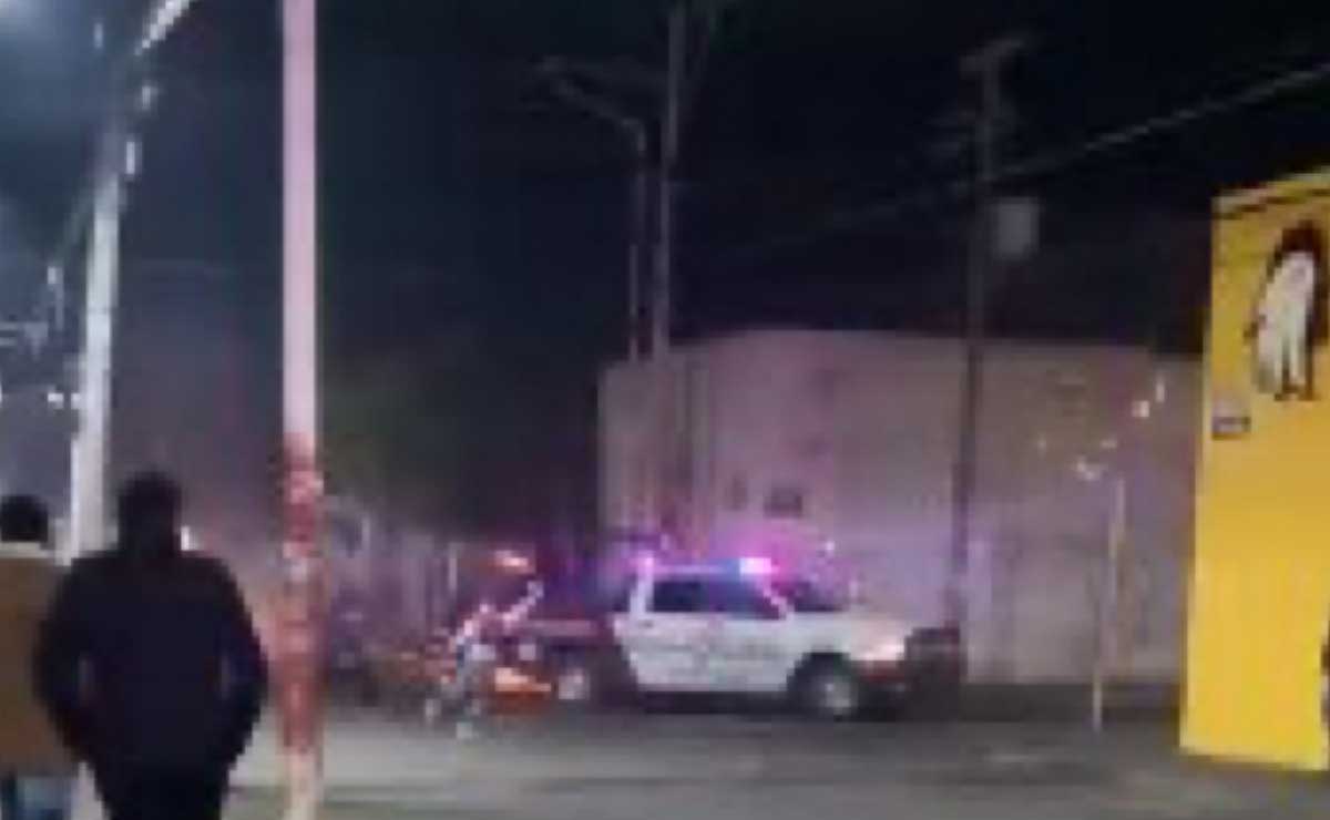 Tras guerrita de cohetones que dejó 28 policías lesionados, gobernador de Puebla llama a la paz