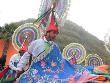Rescatarán danzas prehispánicas en Xiutetelco