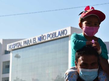 Garantiza Barbosa abasto de medicamentos contra el cáncer en Puebla