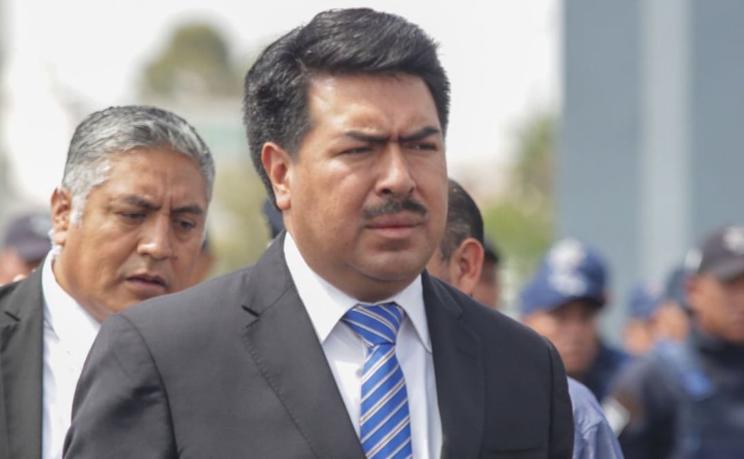 El secretario de Gobernación, Javier Aquino, habló sobre el boquete financiero que dejó Miguel Barbosa | Foto: Agencia Es Imagen para El Universal Puebla