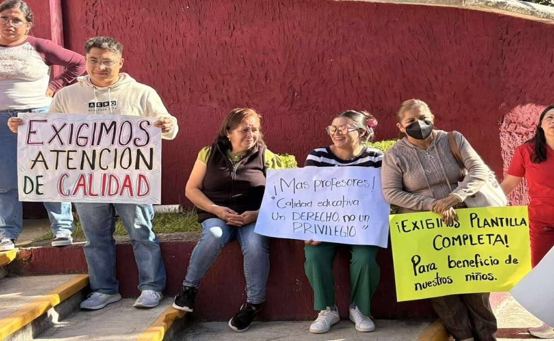 Amenazaron con cerrar la escuela e incluso bloquear vialidades | Foto: Especial