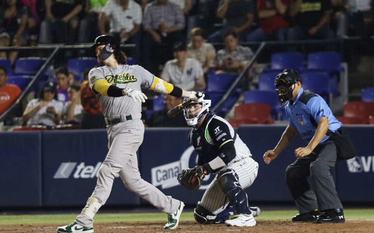 Sultanes de Monterrey lidera la zona norte con 5 series ganadas como local y 5 fuera.
Foto: Producción El Universal