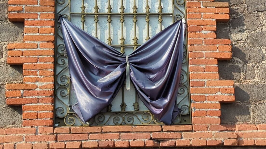 Autoridades poblanas encabezaron el homenaje al policía acaecido en el cumplimiento de su deber en Xoxtla | Agencia Es Imagen para El Universal Puebla