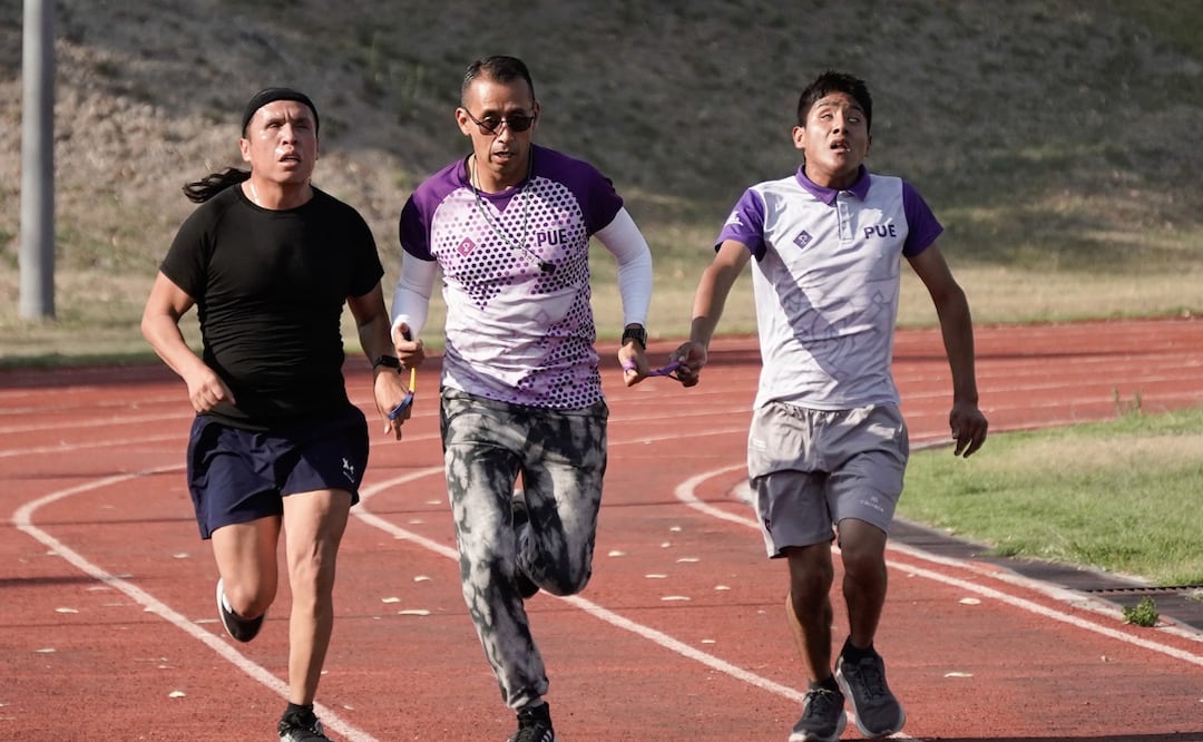 Proponen adaptar canchas para impulsar el fútbol para personas con discapacidad visual | Foto: EsImagen