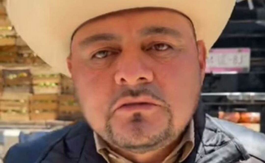 Antonio Martínez Fuentes alias "El Toñín" pide votar por Eduardo Rivera | Foto: Especial