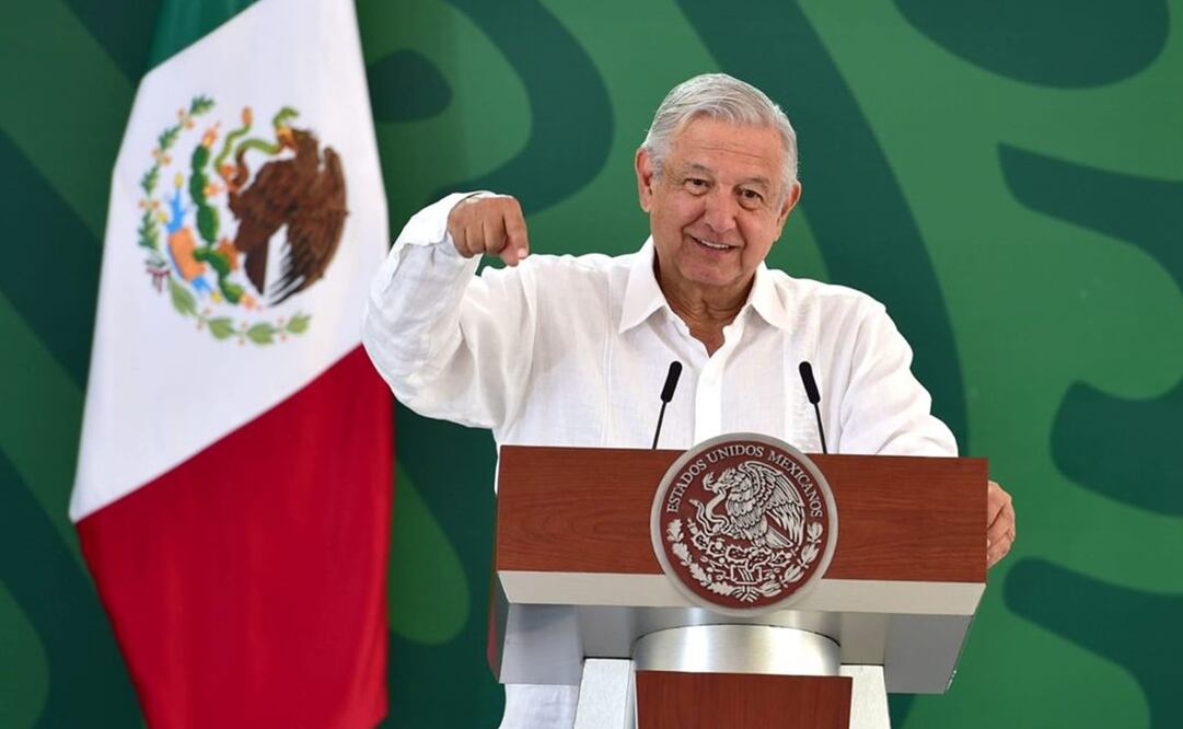 AMLO difiere con el Coneval sobre pobreza; "tengo otros datos", dice