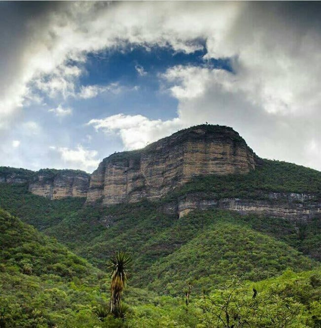 El Cerro Colorado se encuentra en Tehuacán, Puebla | Foto: Facebook SOY de Tehuacan