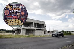Abren nuevo tianguis de autos en Covadonga pese al conflicto por predios invadidos