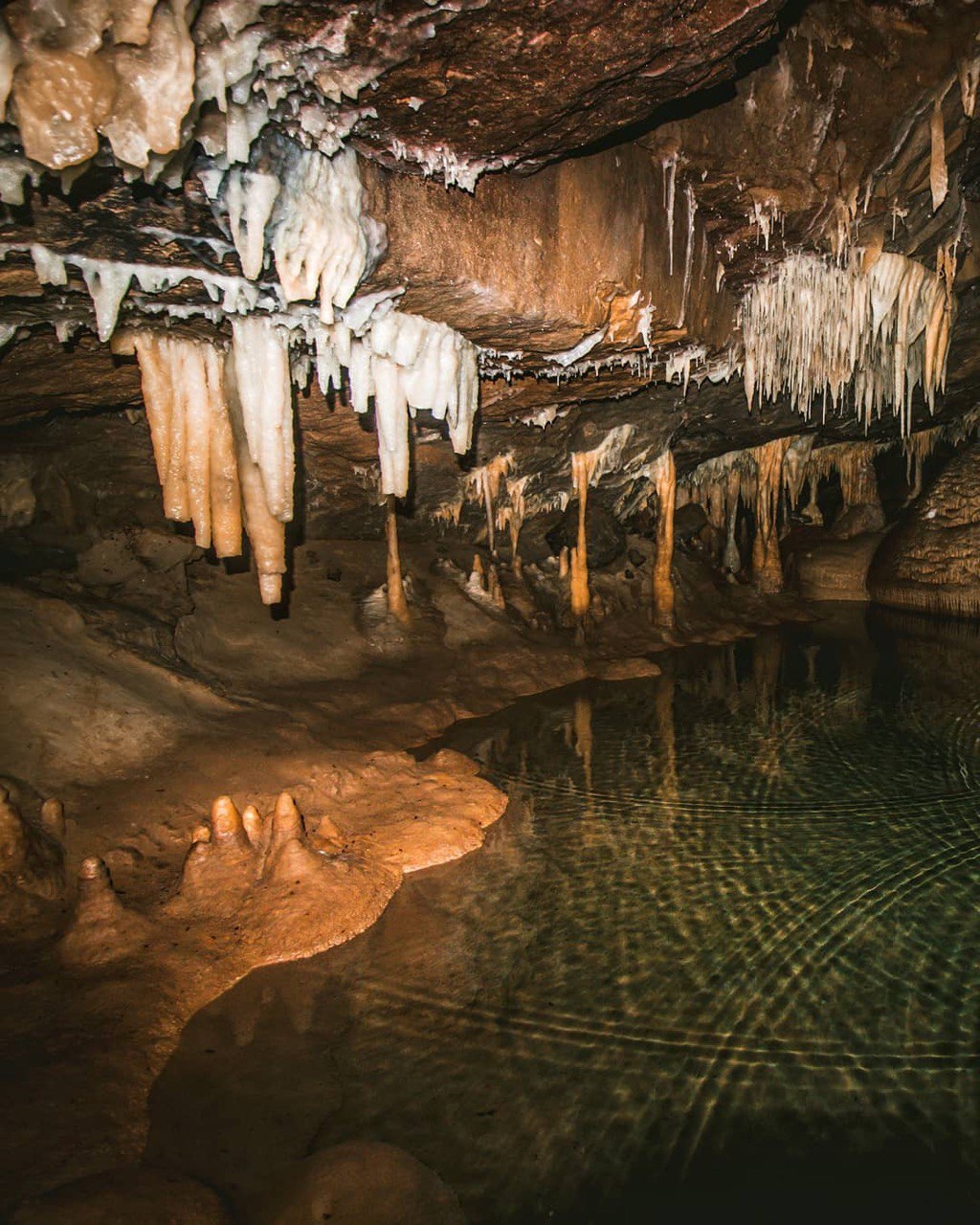 Las Grutas Karmidas son una oportunidad para explorar las profundidades de Puebla / Foto: Ig Instagram @omargonval