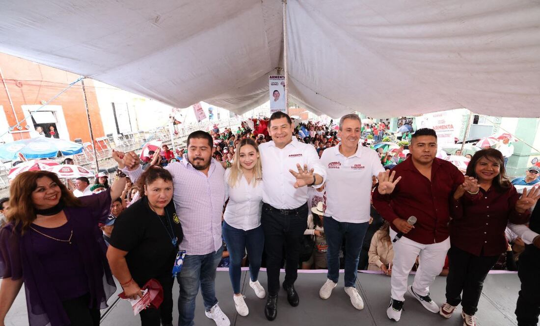 Alejandro Armenta y Pepe Chedraui estuvieron en los barrios antiguos de Puebla / : Foto Especial