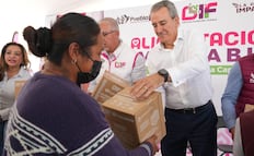 Pepe Chedraui entrega 2 mil despensas en Santo Tomás Chautla