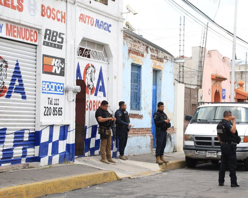 La Dirección de Normatividad del Ayuntamiento de Puebla tendrá ahora la facultad de clausurar negocios que vendan productos ilegales | Foto: Agencia Es Imagen para El Universal Puebla