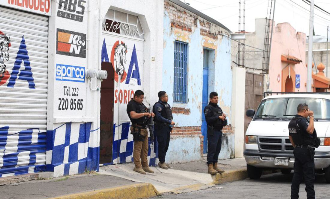 La Dirección de Normatividad del Ayuntamiento de Puebla tendrá ahora la facultad de clausurar negocios que vendan productos ilegales | Foto: Agencia Es Imagen para El Universal Puebla