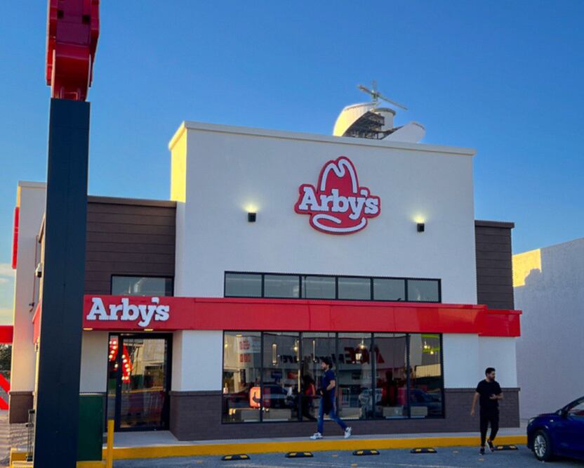 Arby's Puebla se ubica en el bulevar Interamericano, en Lomas de Angelópolis | Foto: El Universal Puebla