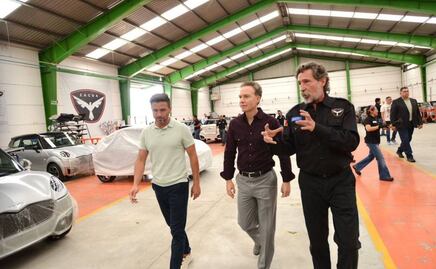 Manuel Velasco apoya la producción de autos eléctricos que se genera en Puebla 