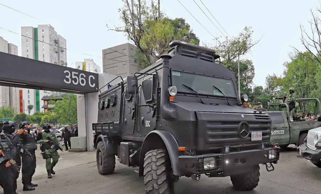 El viernes, José Bernabé Brizuela fue trasladado de la Fiscalía General Antisecuestro en la Ciudad de México, al penal federal de El Altipla- no, en el Estado de México. Foto: Fernanda Rojas/EL UNIVERSAL