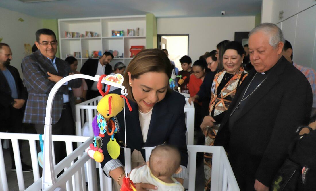 Inicia campaña de donación de ropa nueva en el SEDIF | Foto SEDIF