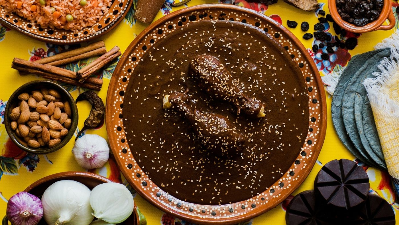 Mole poblano. Esta es la leyenda de su origen