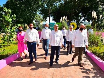 Ahora AMLO invita a gobernador saliente del PAN a su Gobierno