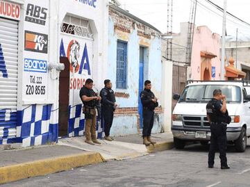 Expropiarán locales que venden autopartes robadas en la 46 Poniente