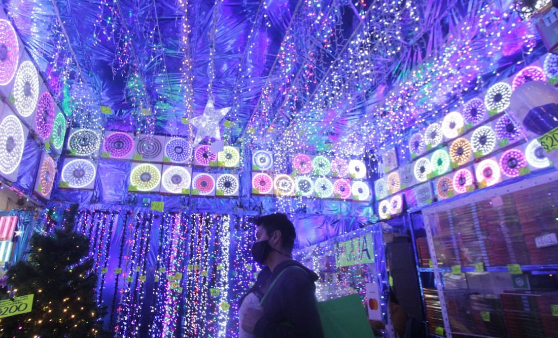 Los cortocircuitos por luces navideñas han causado incendios en Puebla | Agencia Es Imagen para El Universal Puebla