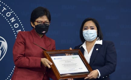 COMACE entrega reacreditación a la Licenciatura en Enfermería de la BUAP 
