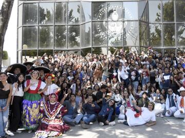 BUAP celebra el amor en todas sus expresiones