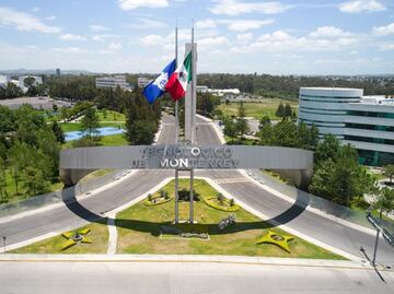 Alumna del Tec de Monterrey recibe premio de la OIT por crear plataforma educativa