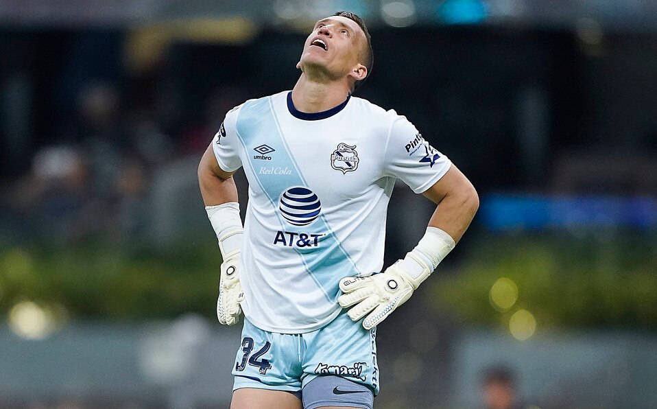 El uruguayo, quien ahora juega para el Liverpool de Uruguay, declaró que llevará a su hijo a vivir con él por un tiempo a Montevideo. 

Foto: Producción El Universal Puebla