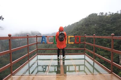VIDEO Si quieres conocer el paraíso, visita el mirador de cristal de Tetela de Ocampo