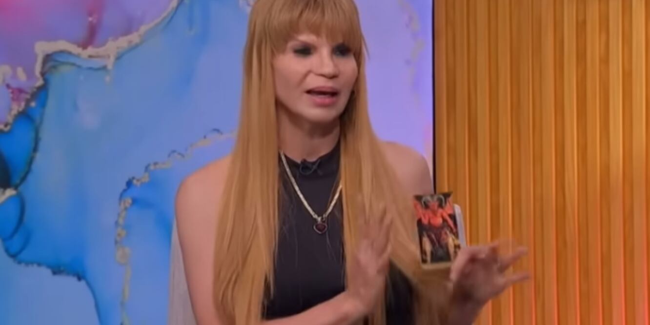 Agregó que los avistamientos de estos fenómenos se están volviendo más frecuentes en la Ciudad de México y que pronto se podría ver una nave espacial.

Foto: Producción El Universal Puebla