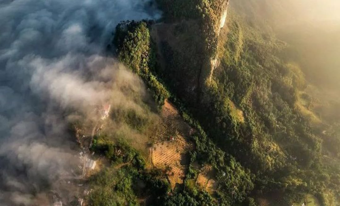 El Cerro del Cabezón luce majestuoso en la Sierra Norte de Puebla | Instagram mexicotravelchannel