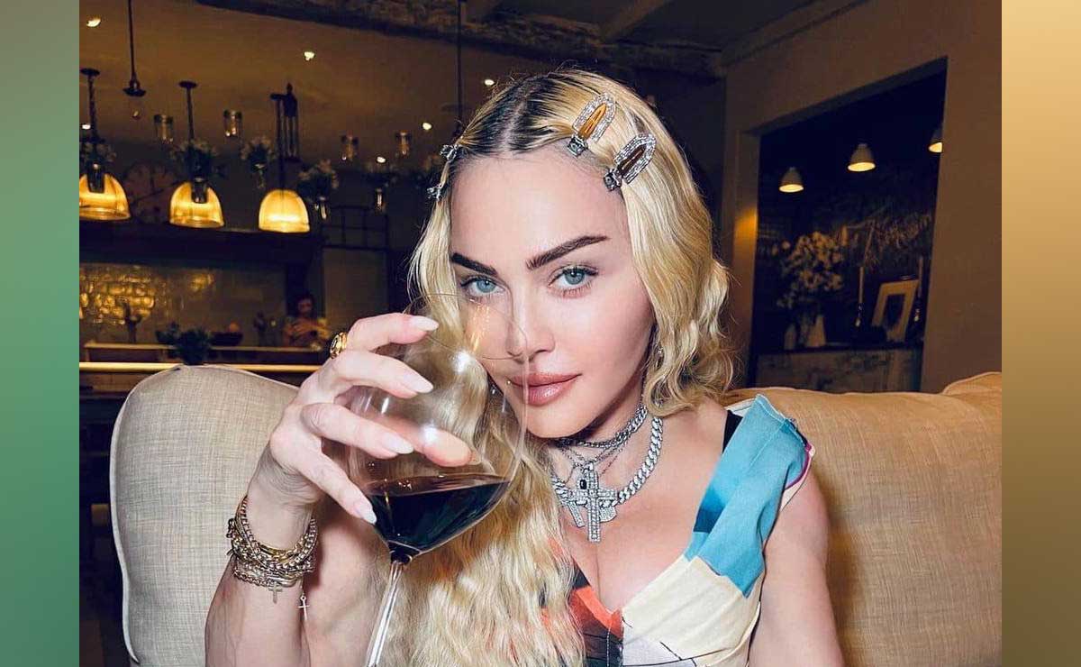 Madonna baila al ritmo de la cumbia poblana
