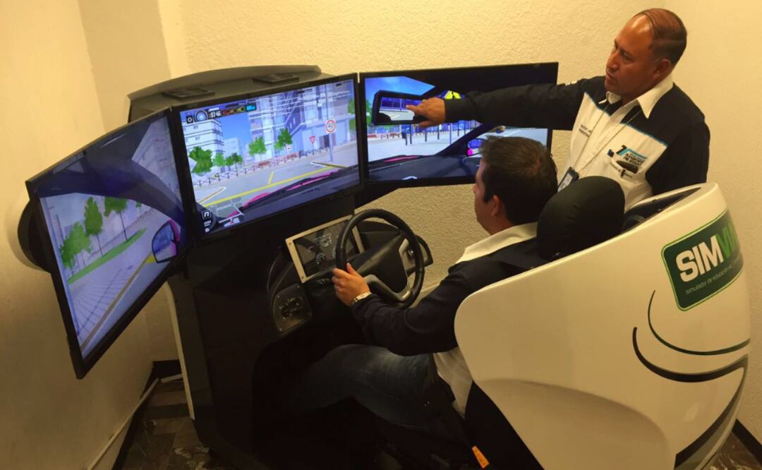 El examen de manejo debe realizarse por medio de un simulador I Foto: Apex