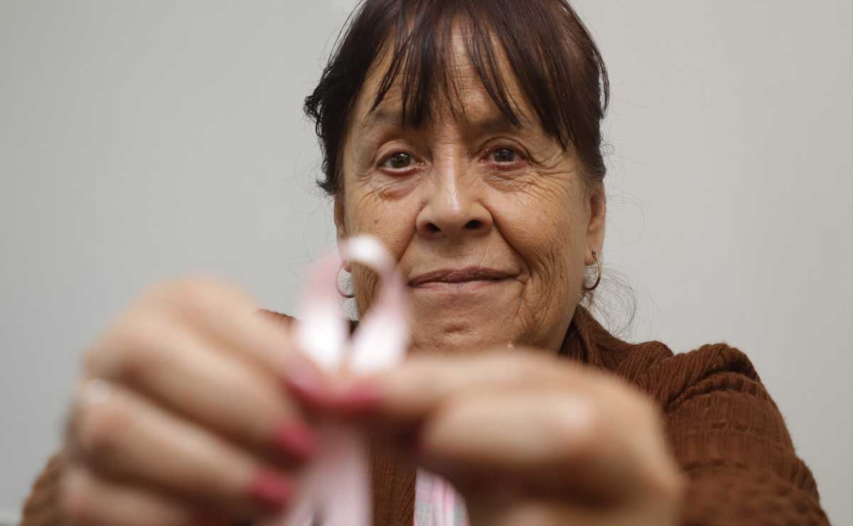 Lidia Irene es sobreviviente del cáncer de mama y relata su propia historia | Agencia Es Imagen para El Universal Puebla