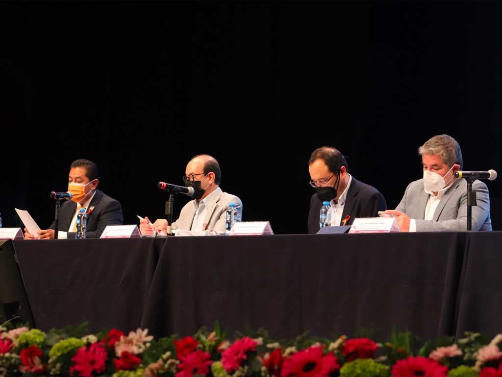 Arrancan INE e IEE el reordenamiento de distritos