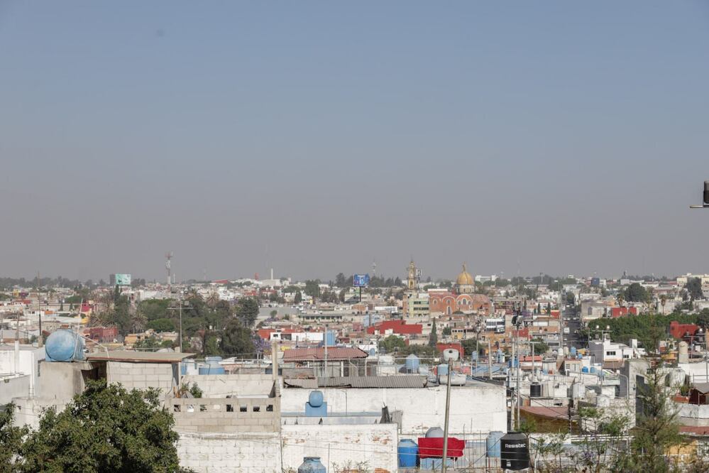 Por la ceniza del Popocatépetl, la calidad del aire no es satisfactoria | Foto: EsImagen