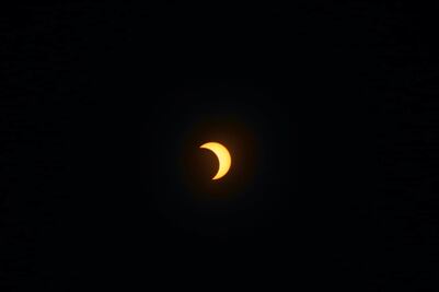 ¿Qué hacer si durante el eclipse vas manejando?