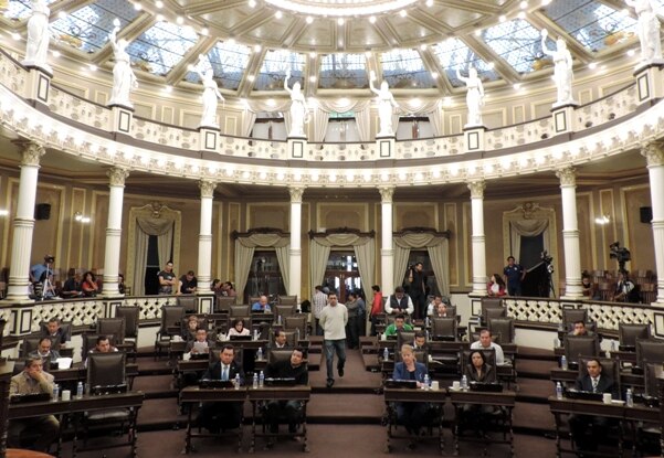 En relación al tema del aborto en Puebla, los partidos Morena y PT han presentado tres iniciativas en el Congreso de Puebla con el objetivo de permitir la Interrupción Legal del Embarazo (ILE).

Foto: Producción El Universal Puebla