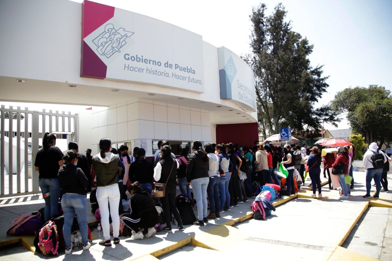 Docentes acusan anomalías en programa “SEP te da el aventón”