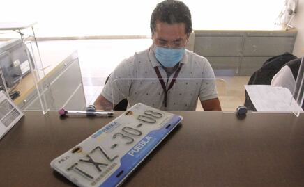 ¿Cuánto debo pagar por la actualización de placas en Puebla?