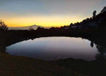 Descubre la impresionante laguna secreta del volcán Iztaccíhuatl