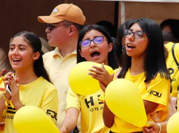 Marchan por la prevención del suicidio y depresión en Puebla