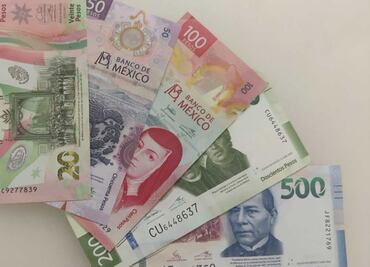 Quién firma los billetes mexicanos