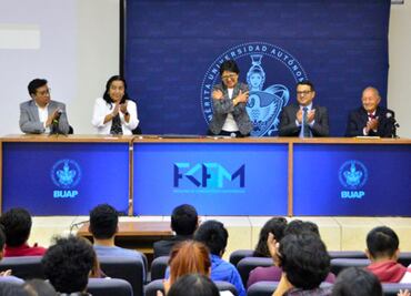Lilia Cedillo participó en el XI Encuentro de Ciencias Luis Rivera Terrazas