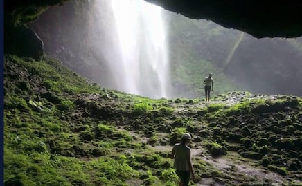 Esta es la cascada poblana que puedes conocer desde su interior